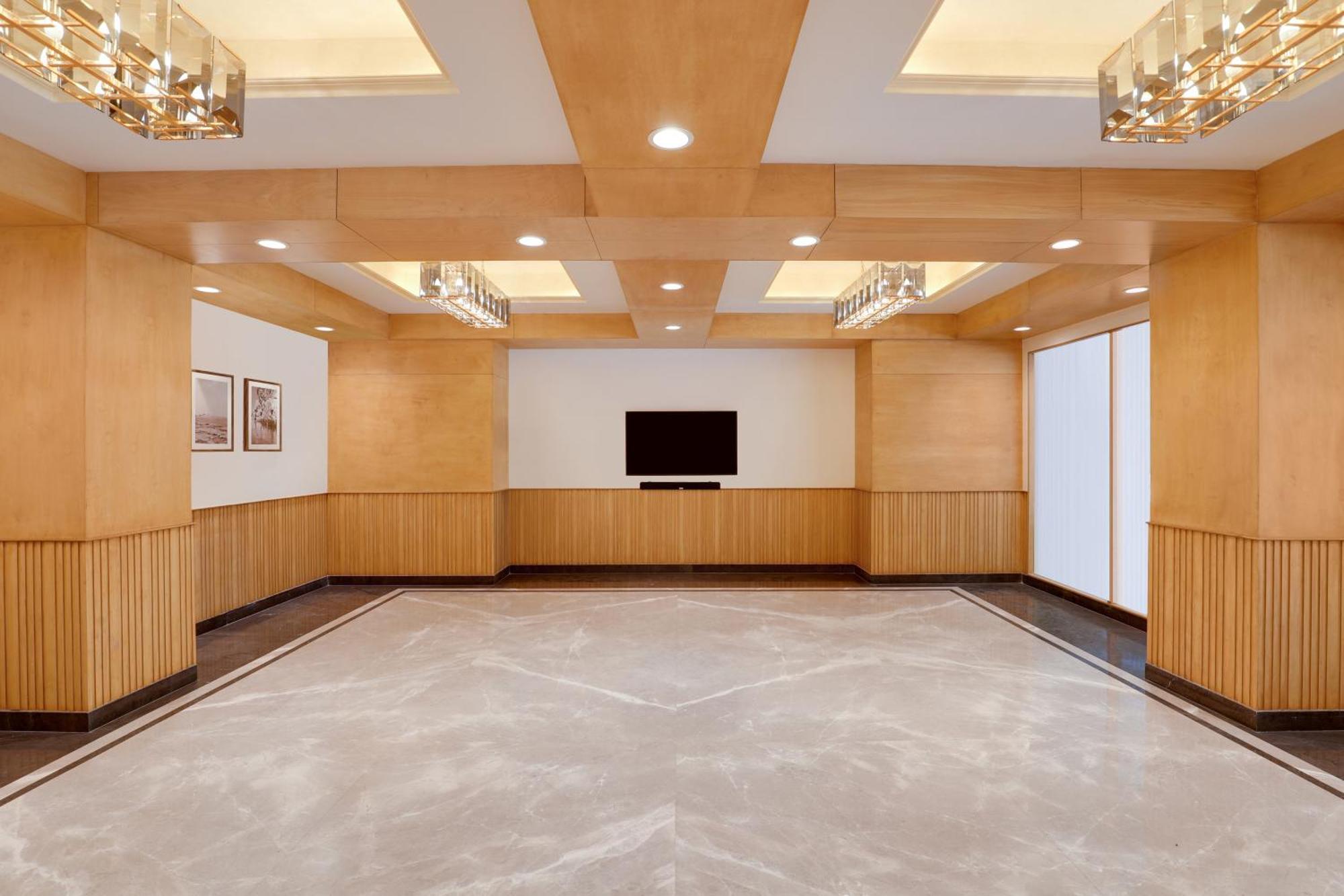 Lemon Tree Hotel Bhopal Exterior photo