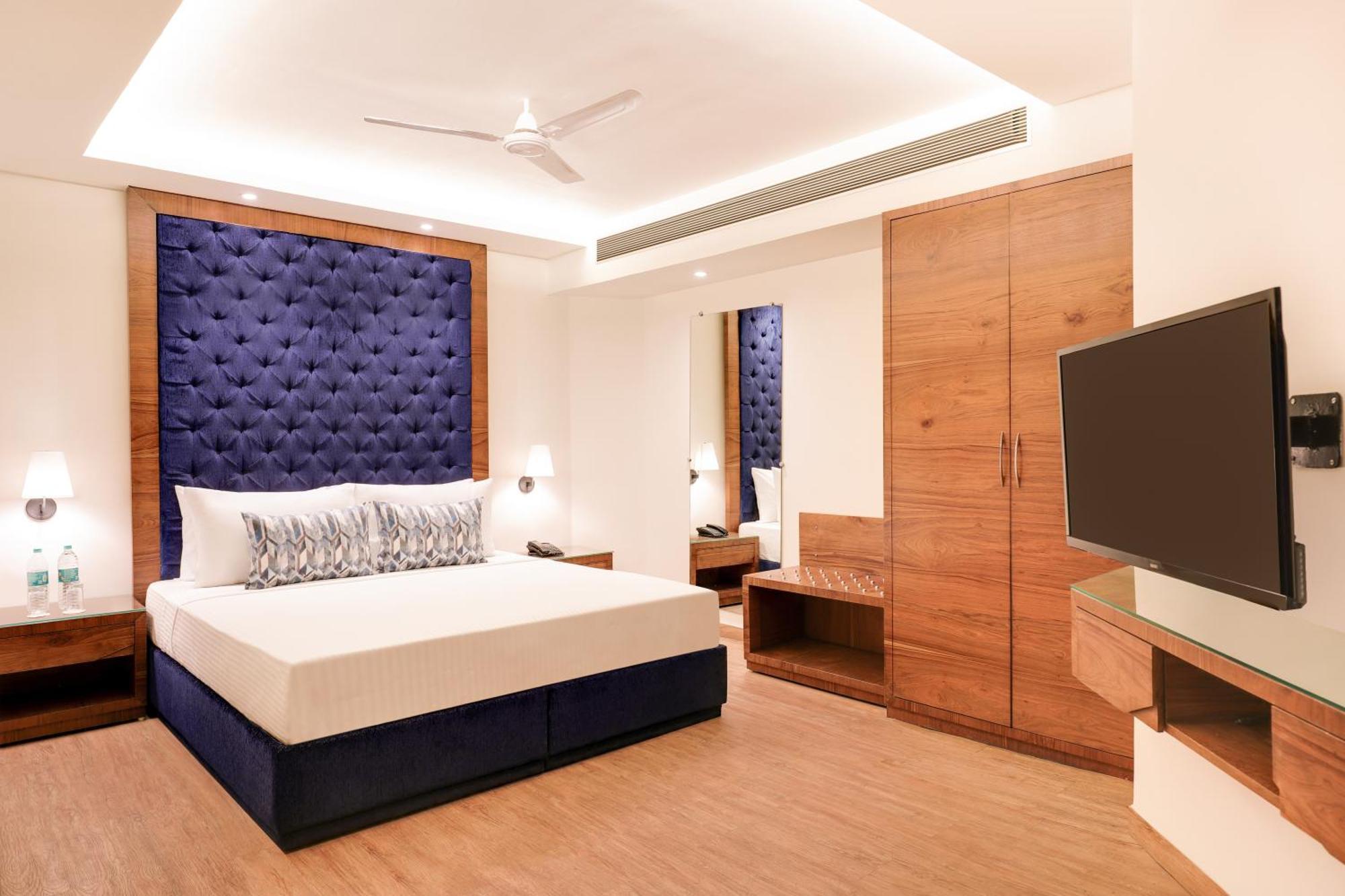 Lemon Tree Hotel Bhopal Exterior photo